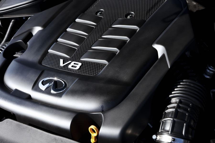  Infiniti M56 2010 года  (фото 19 из 34)